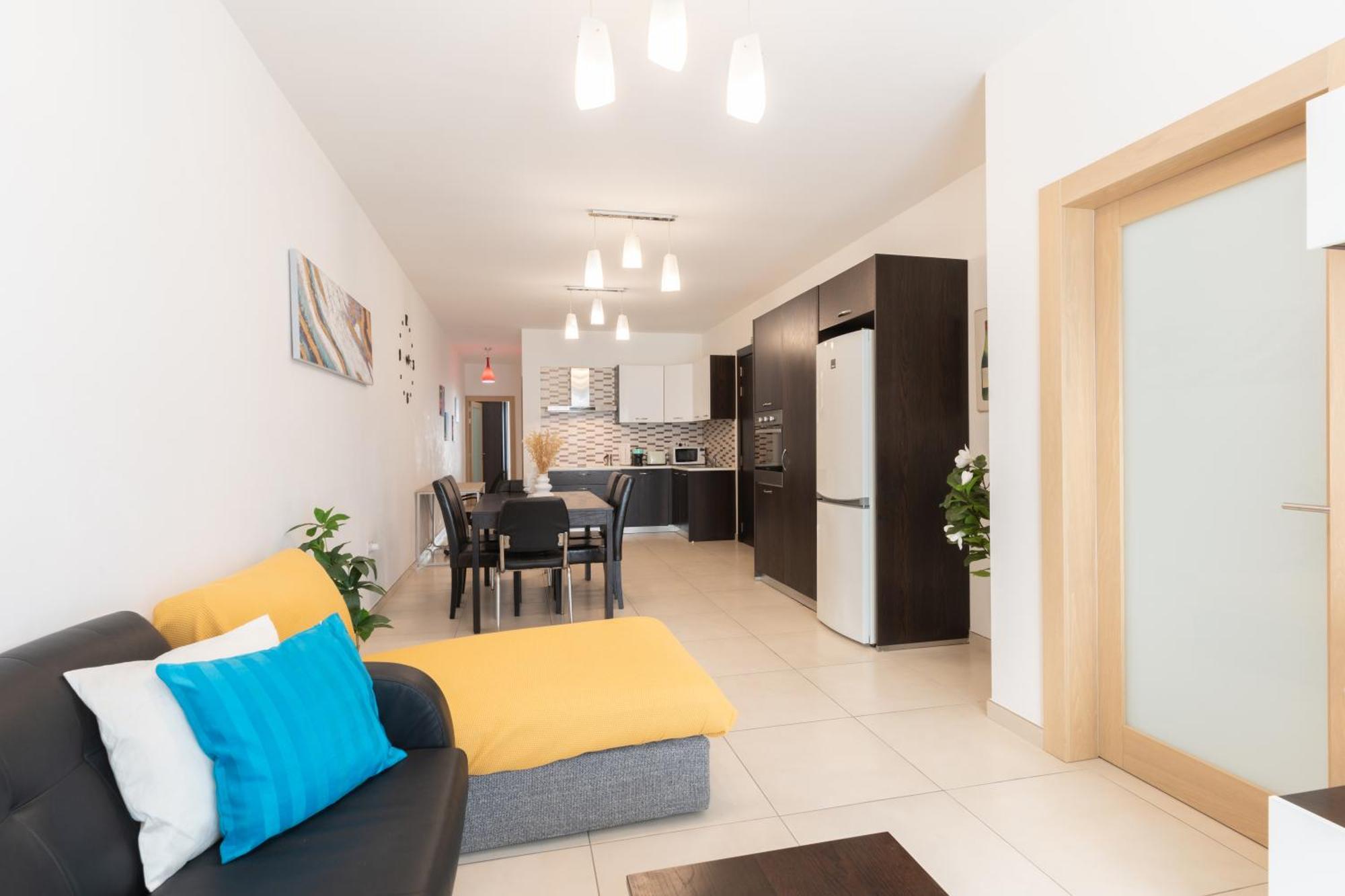 2 Bedroom In Central St Julians Prime Location In Paceville Apt 3 By Vaganza St. Julian's Exterior foto